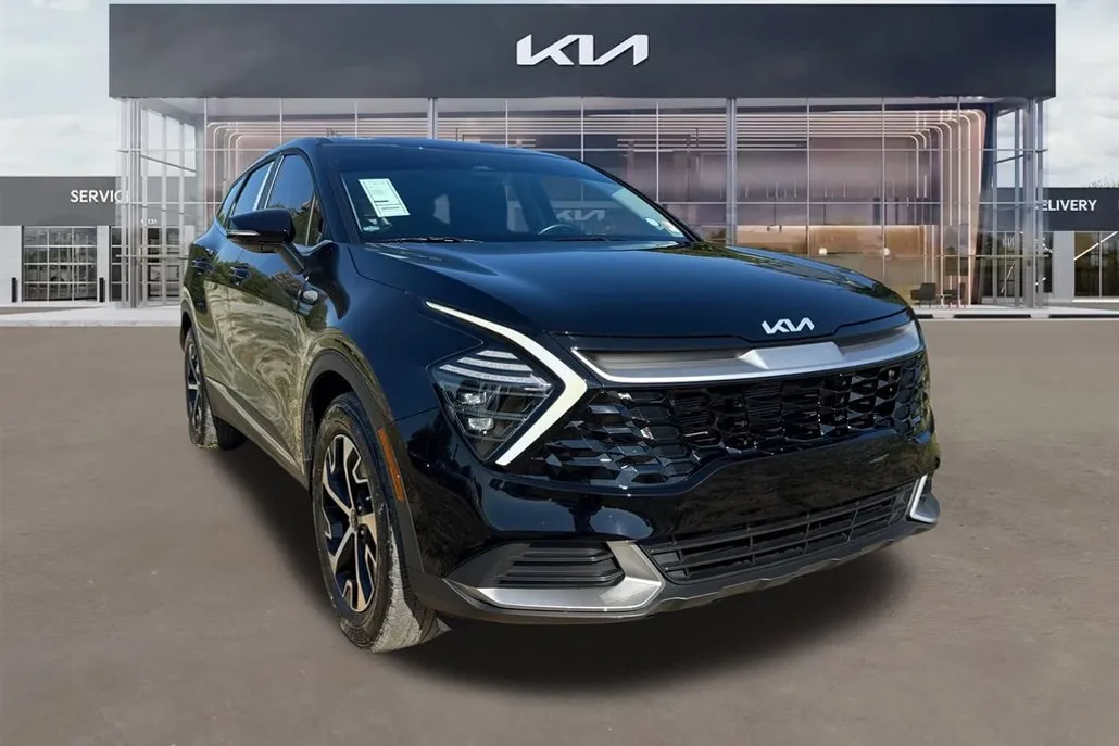 2024 Kia Sportage EX photo 1