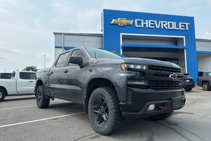 2021 Chevrolet Silverado 1500 LT Trail Boss photo 1