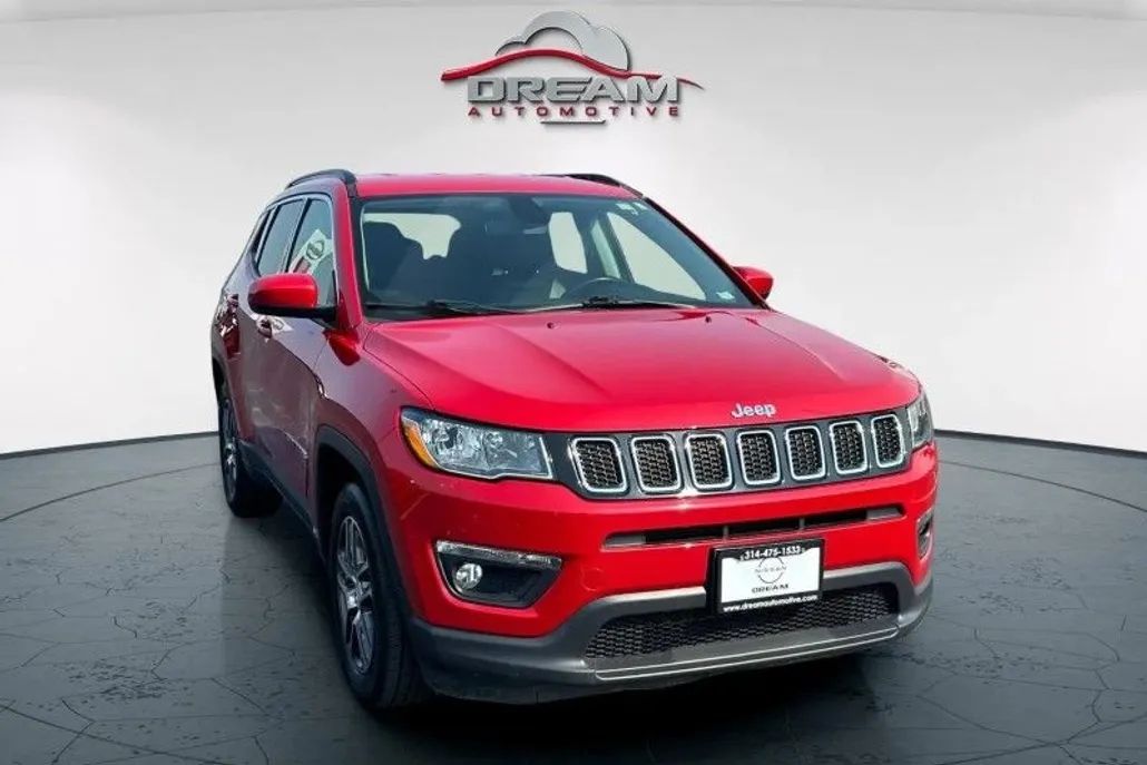 2020 Jeep Compass Latitude photo 1