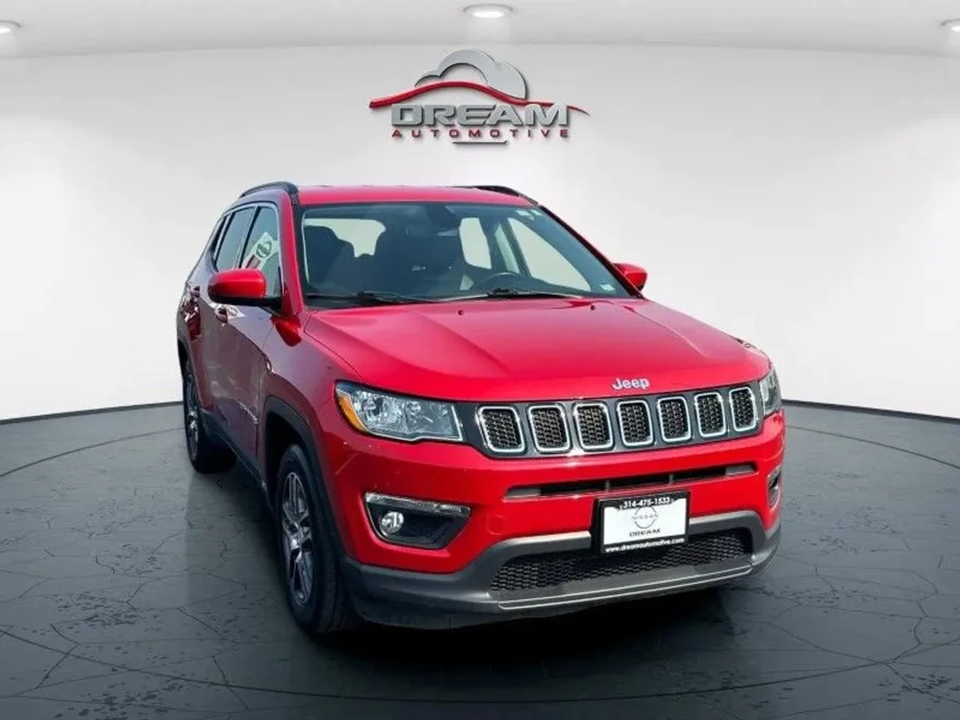 2020 Jeep Compass Latitude photo 1