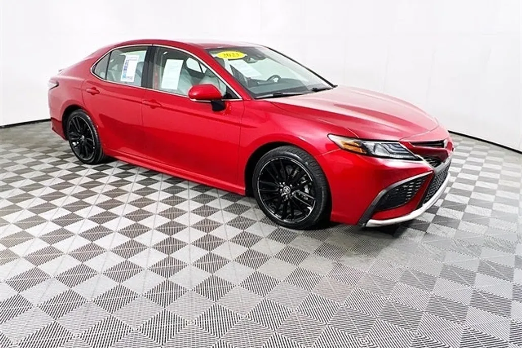 2023 Toyota Camry XSE photo 1