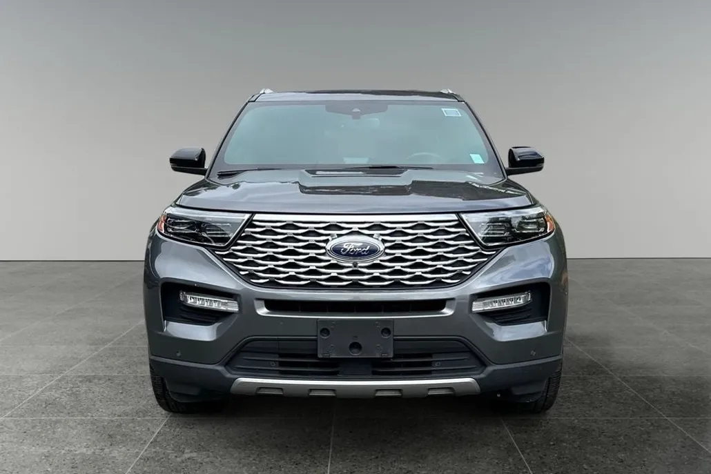 2021 Ford Explorer Platinum photo 1