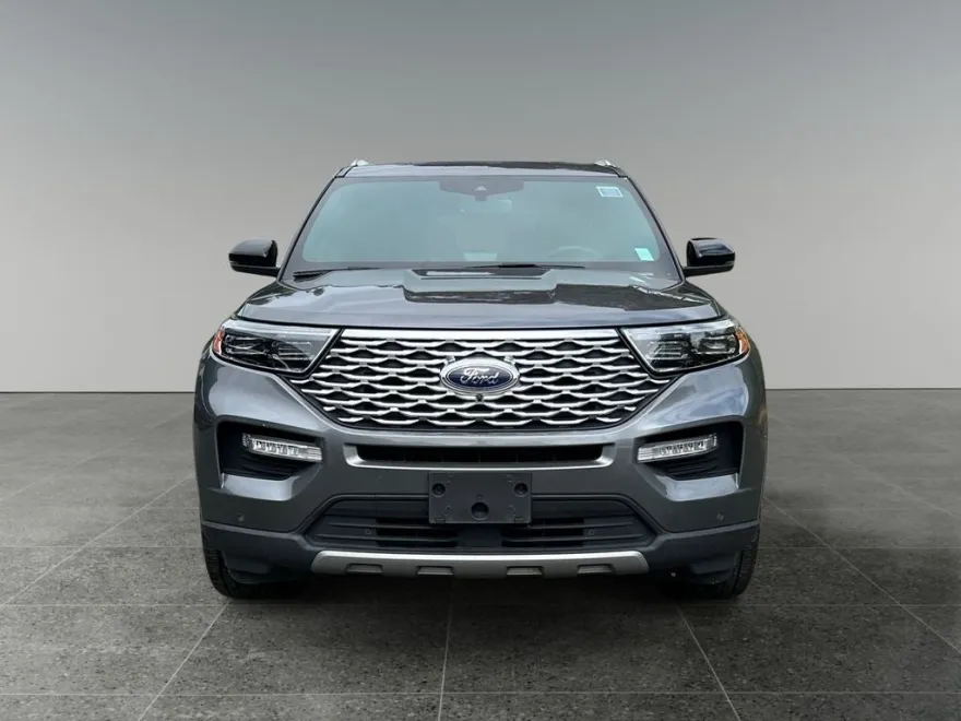 2021 Ford Explorer Platinum photo 1