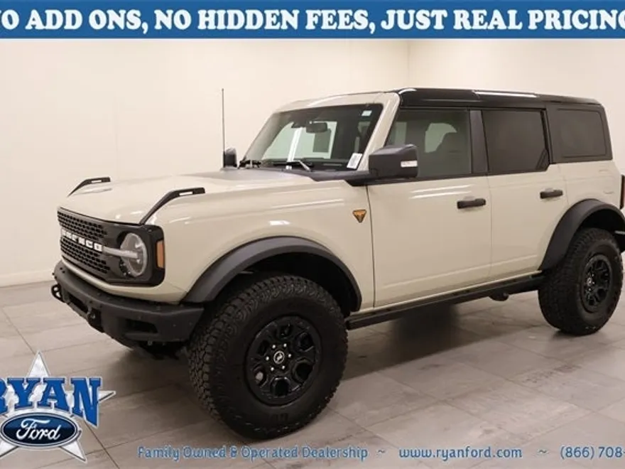 2025 Ford Bronco Badlands photo 1