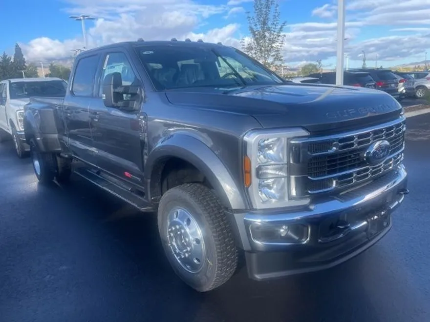 2026 Ford F-450 photo 1