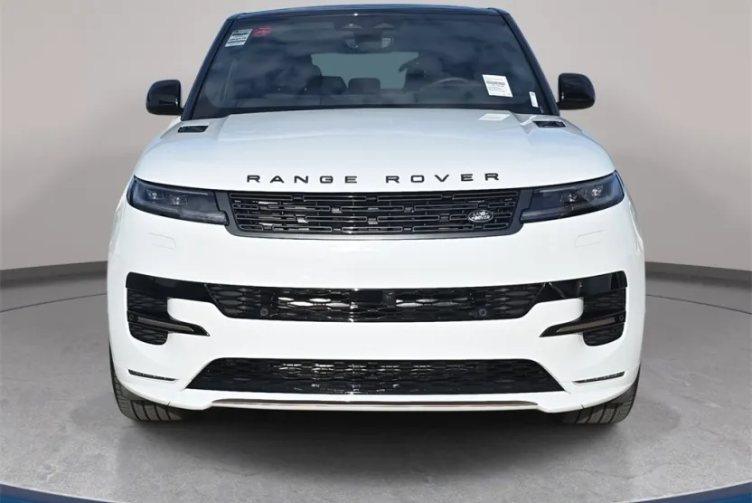 2025 Land Rover Range Rover Sport SE photo 1