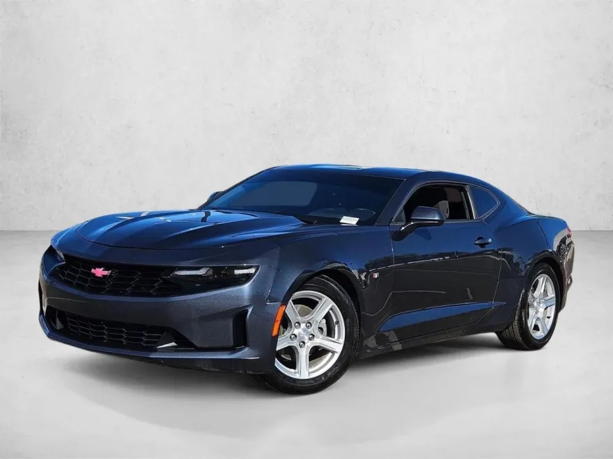 2020 Chevrolet Camaro 1LT photo 1