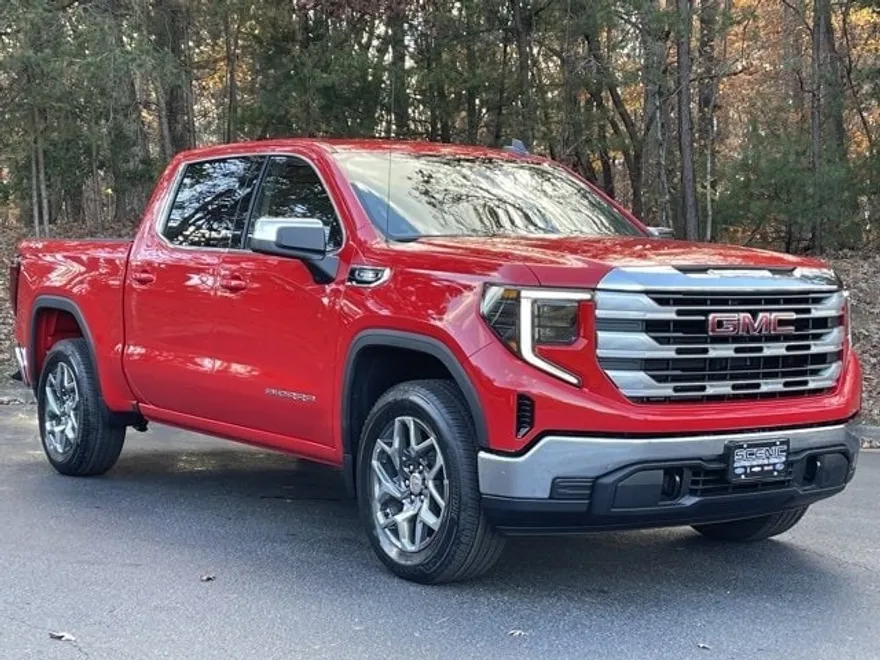 2025 Gmc Sierra 1500 SLE photo 1