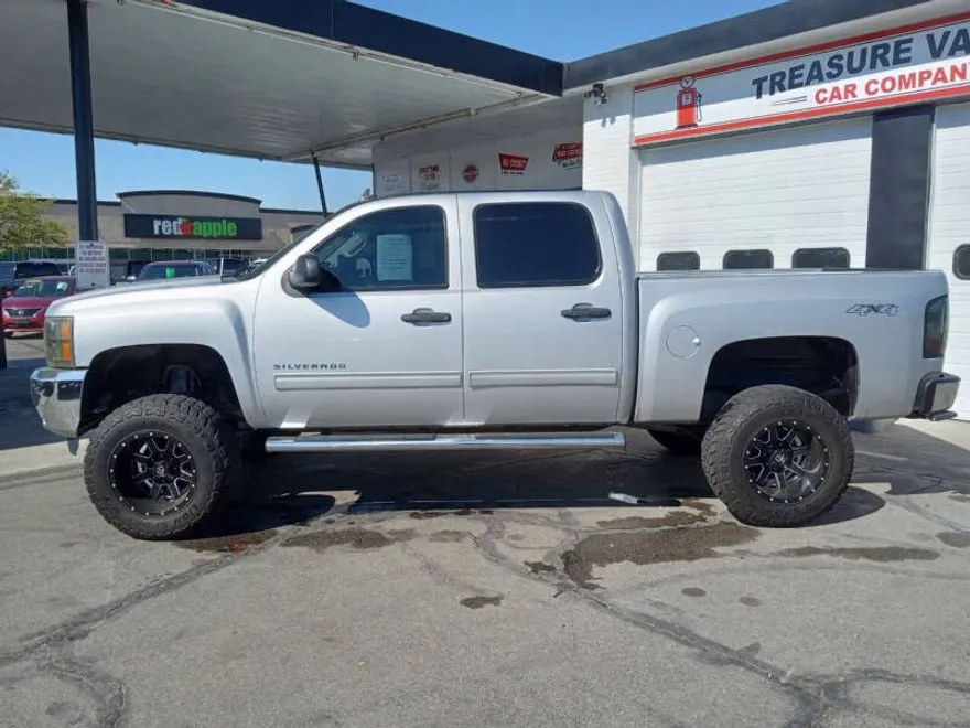 2013 Chevrolet Silverado 1500 LT photo 1