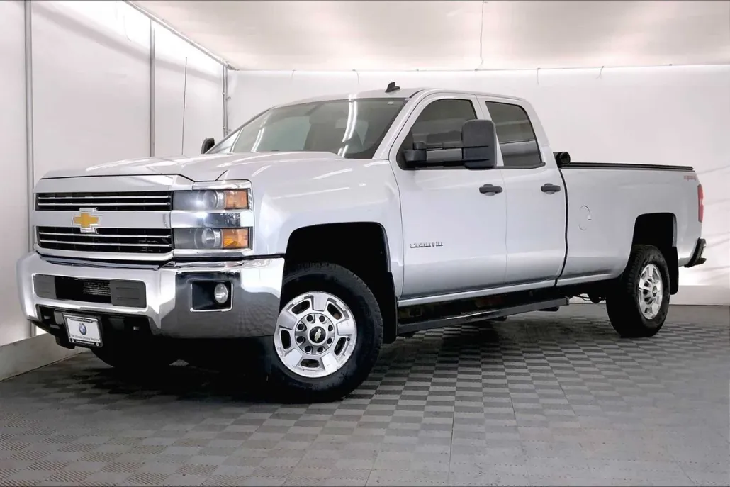 2015 Chevrolet Silverado 2500HD LT photo 1