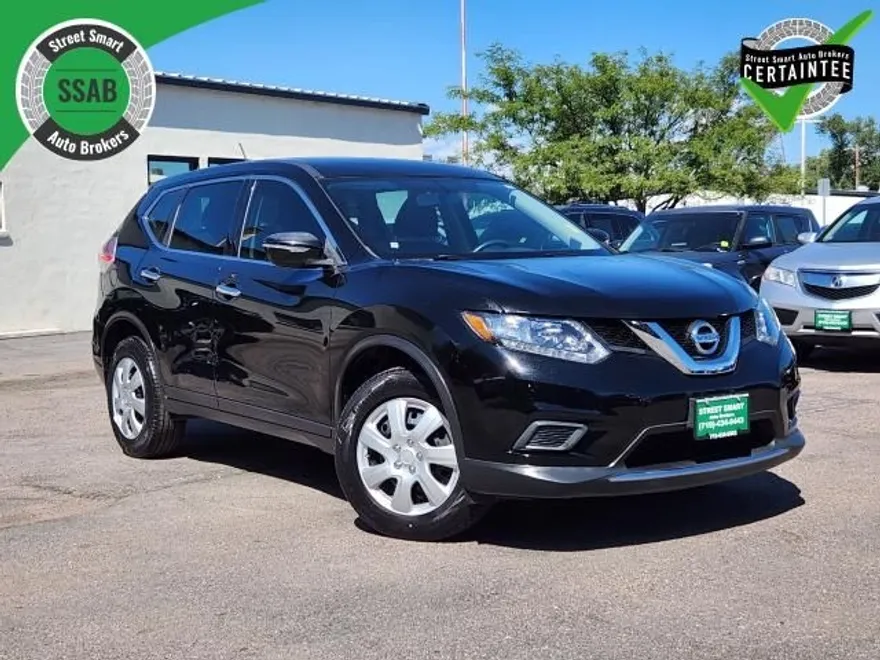 2015 Nissan Rogue S photo 1