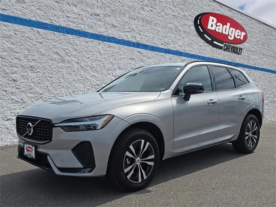 2024 Volvo XC60 Core photo 1
