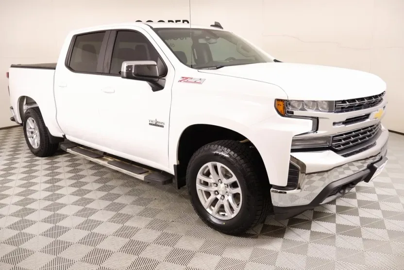 2020 Chevrolet Silverado 1500 LT Texas Edition photo 1
