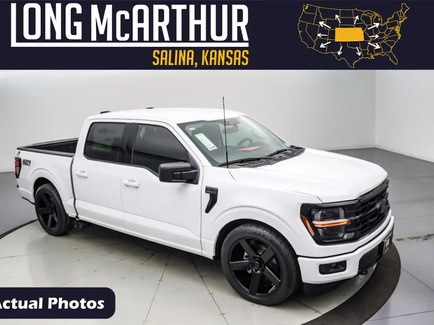 2025 Ford F-150 Lightning photo 1