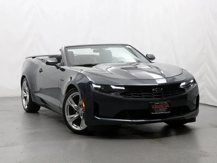 2023 Chevrolet Camaro LT1 photo 1