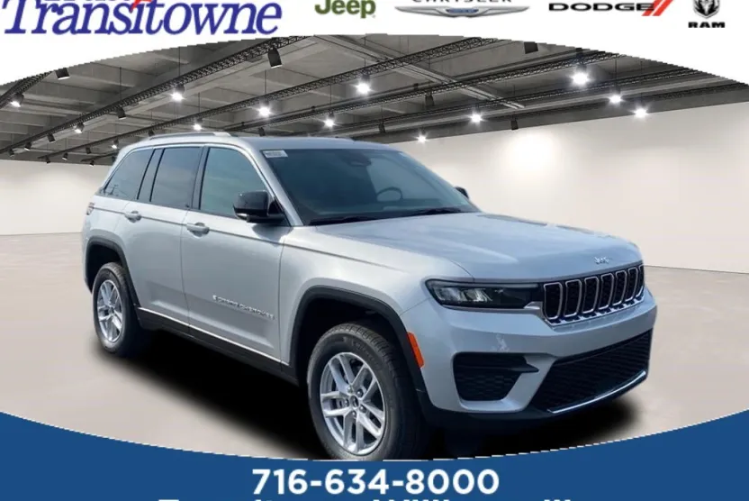 2025 Jeep Grand Cherokee Laredo X photo 1