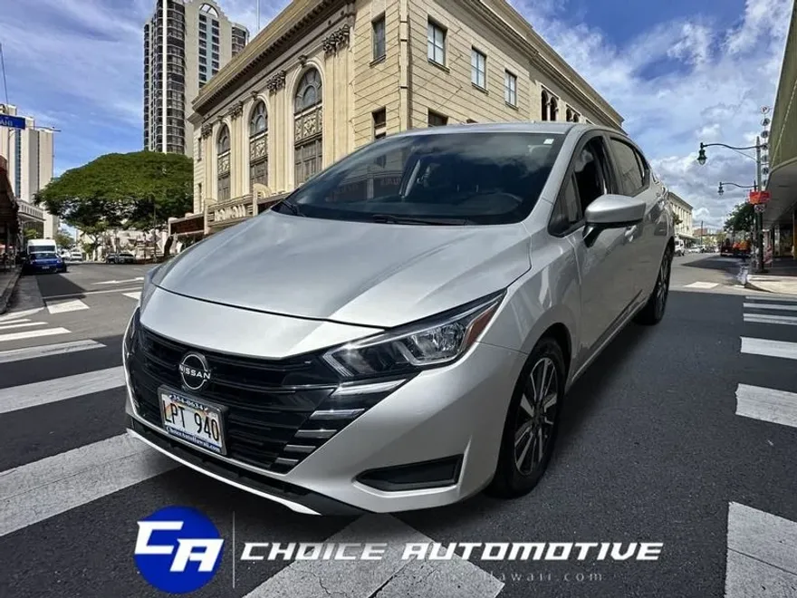 2023 Nissan Versa SV Sedan photo 1