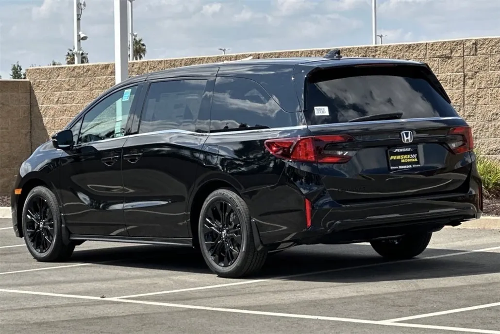 2026 Honda Odyssey Sport photo 1