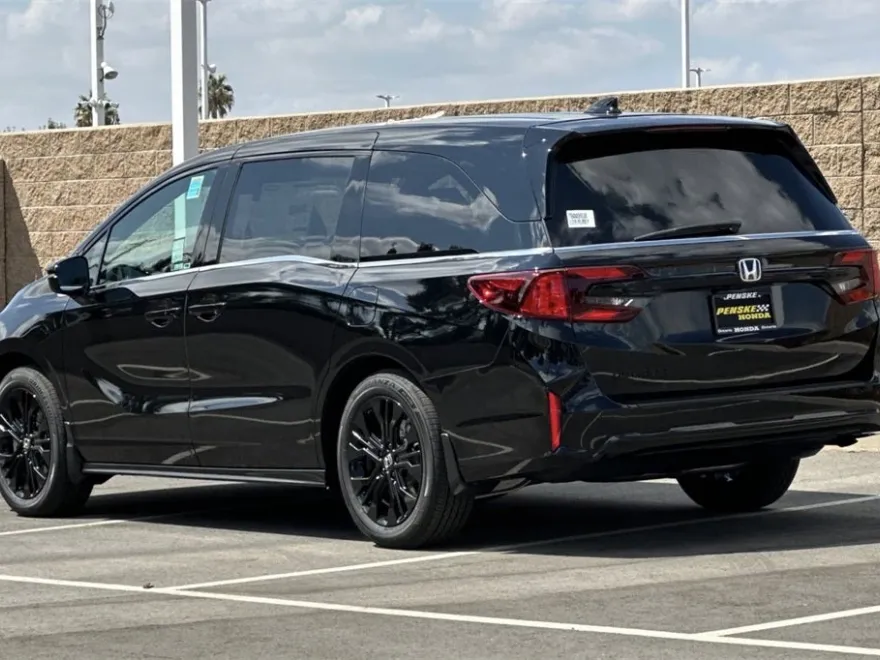 2026 Honda Odyssey Sport photo 1