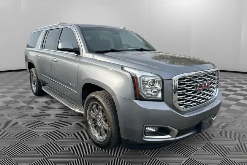 2019 Gmc Yukon XL Denali photo 1