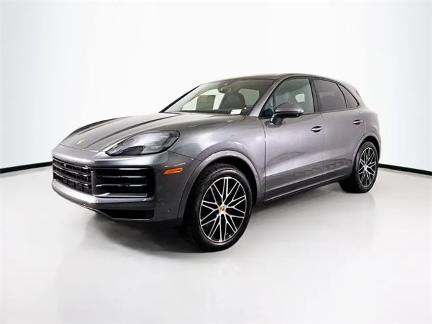 2025 Porsche Cayenne photo 1