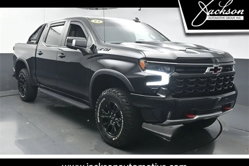 2023 Chevrolet Silverado 1500 ZR2 photo 1