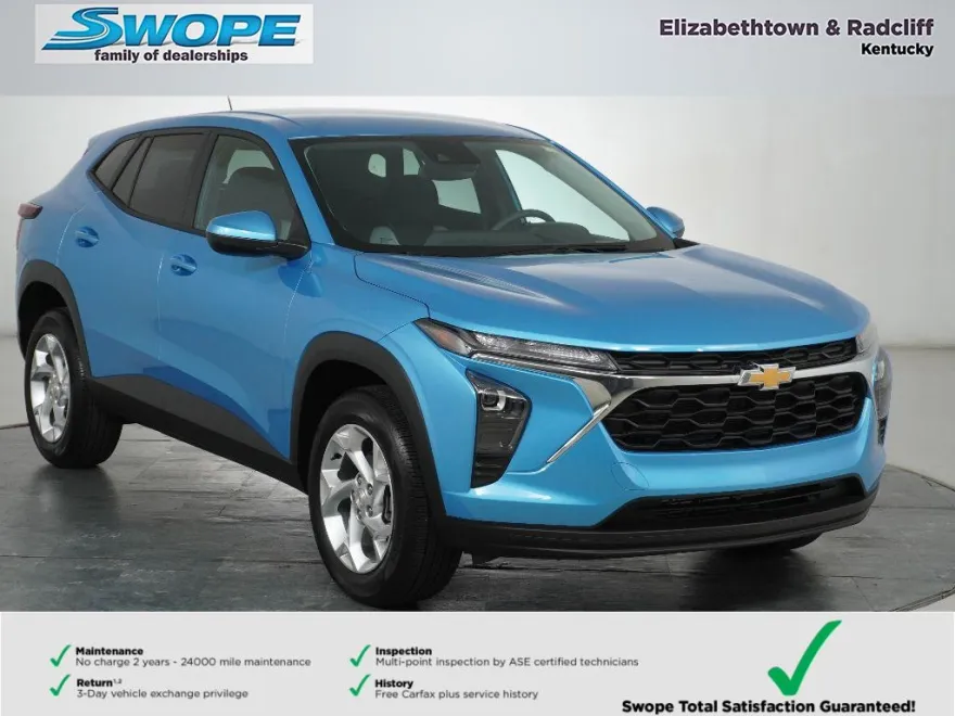 2025 Chevrolet Trax LS photo 1