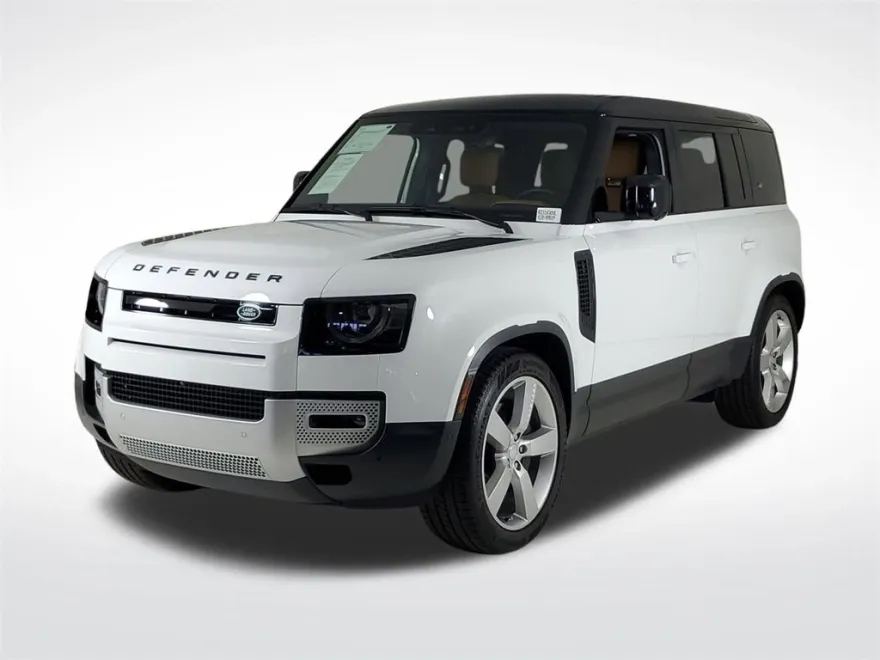 2024 Land Rover Defender 110 SE photo 1