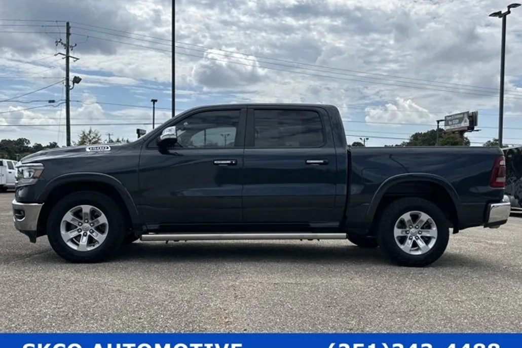 2019 Ram 1500 Laramie photo 1
