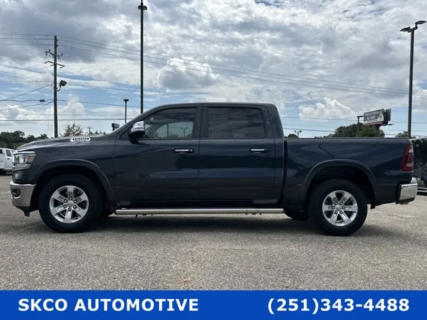 2019 Ram 1500 Laramie photo 1