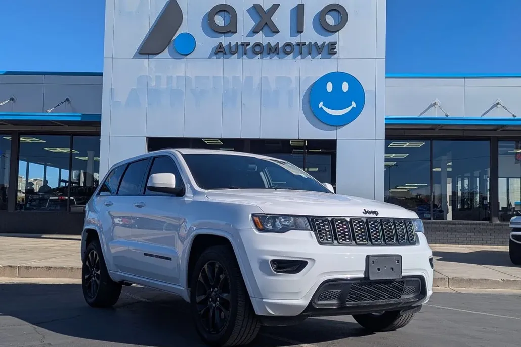 2020 Jeep Grand Cherokee Altitude photo 1