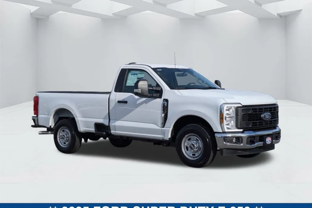 2025 Ford F-250 XL photo 1