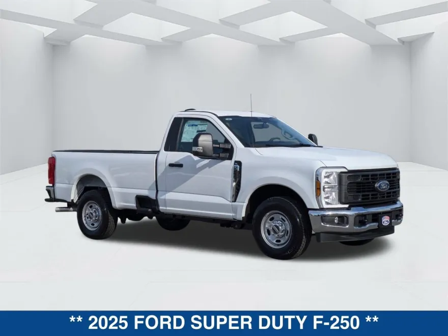 2025 Ford F-250 XL photo 1