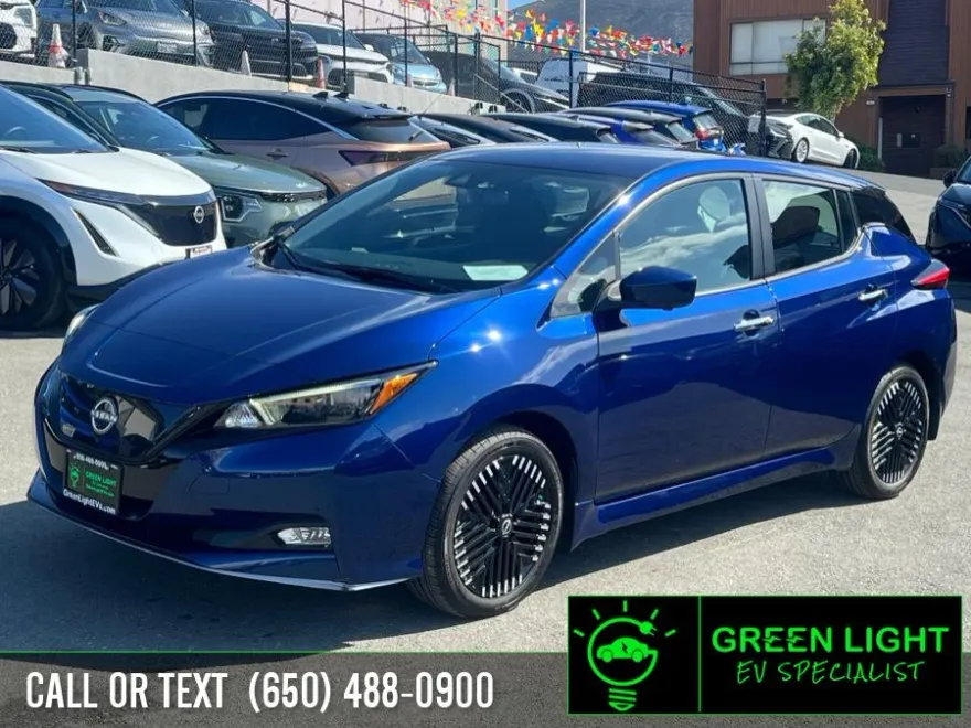 2024 Nissan Leaf SV Plus photo 1