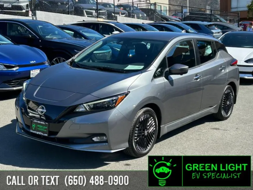2025 Nissan Leaf SV Plus photo 1