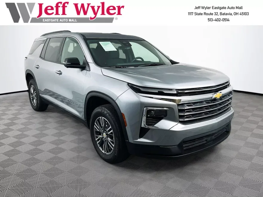 2024 Chevrolet Traverse photo 1