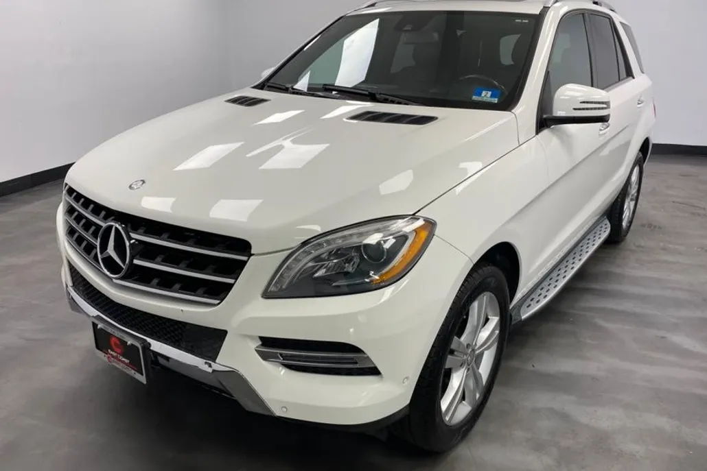 2015 Mercedes Benz ML 4MATIC 350 photo 1