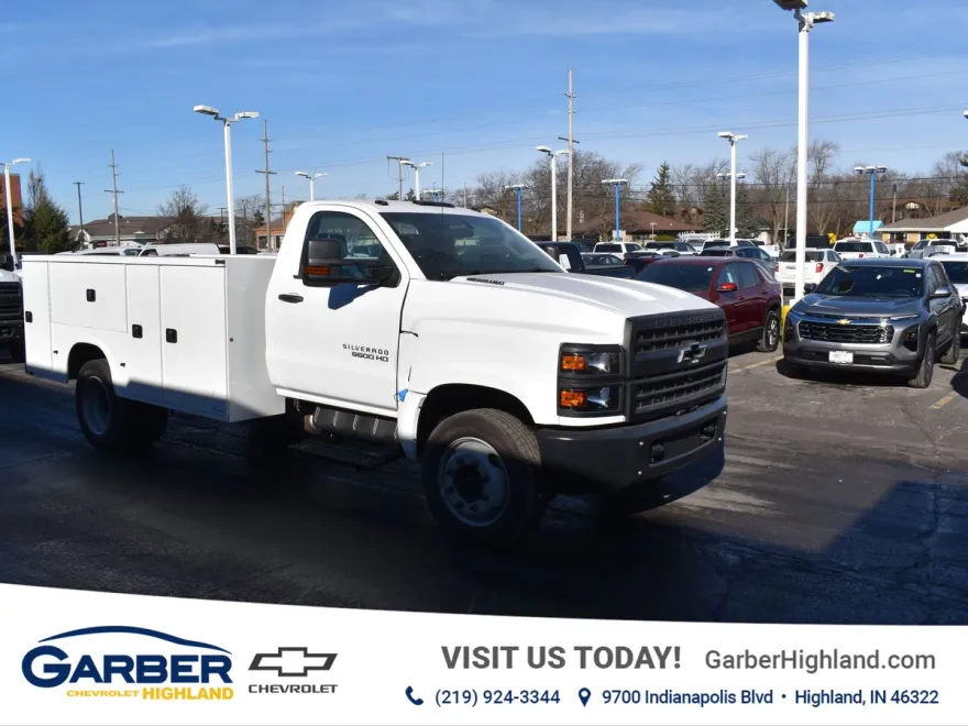2024 Chevrolet Silverado 5500HD Work Truck photo 1
