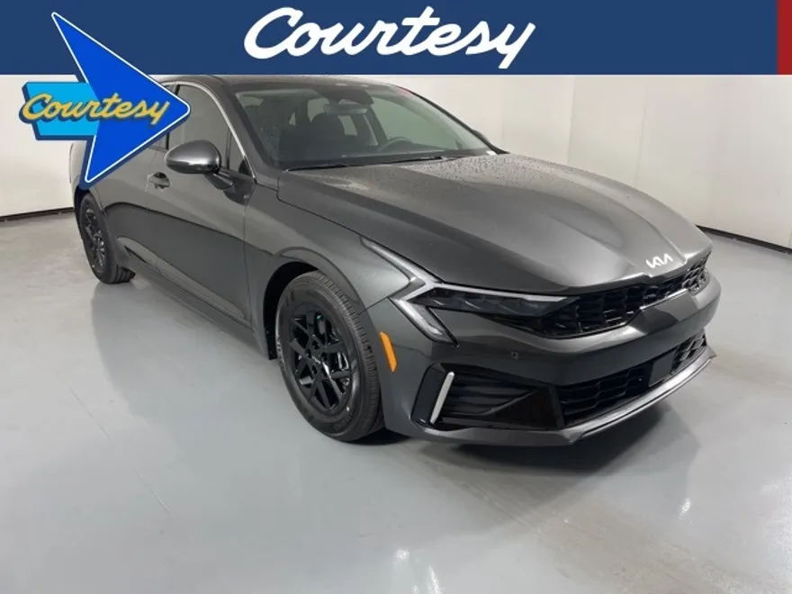 2026 Kia K5 LXS photo 1