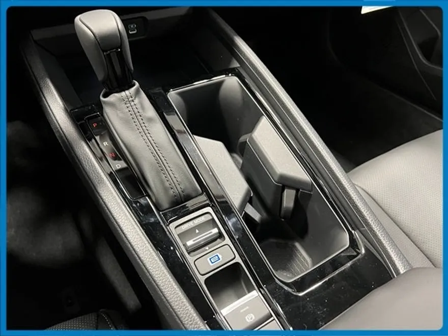 2025 Honda Accord Hybrid EX-L photo 17