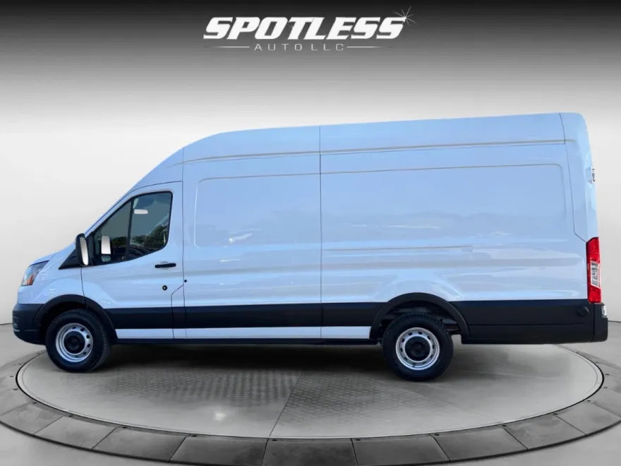 2020 Ford Transit Van photo 1