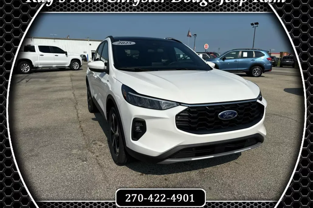 2025 Ford Escape ST-Line Select photo 1