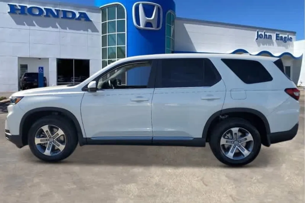 2025 Honda Pilot EX-L photo 1