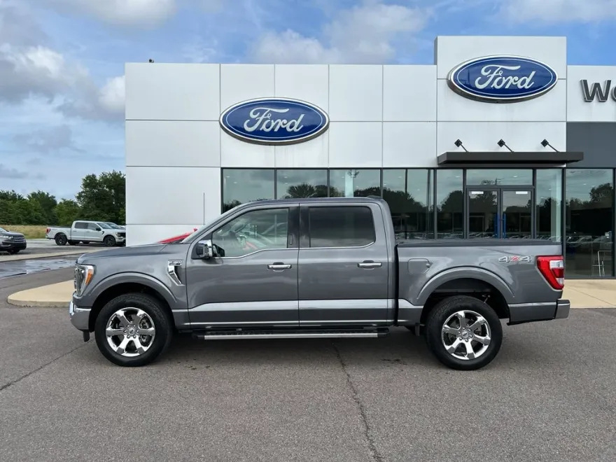 2023 Ford F-150 Lariat photo 1
