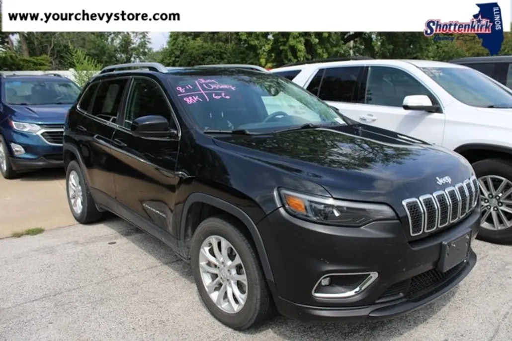 2019 Jeep Cherokee Latitude photo 1