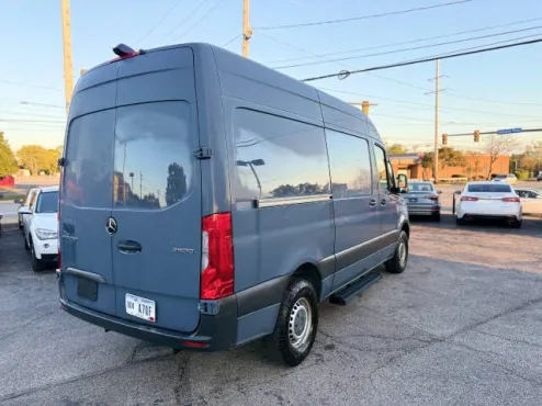 2019 Mercedes Benz Sprinter 2500 photo 4