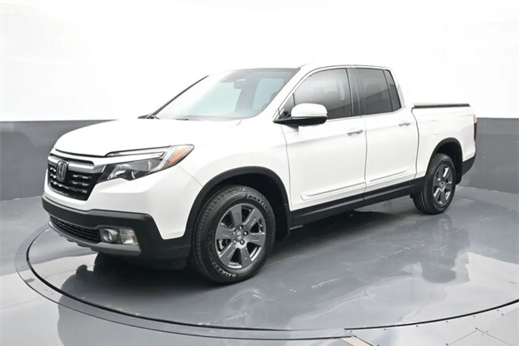 2020 Honda Ridgeline RTL-E photo 1