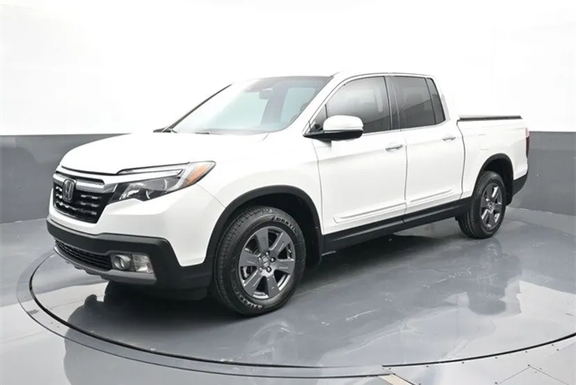2020 Honda Ridgeline RTL-E photo 1
