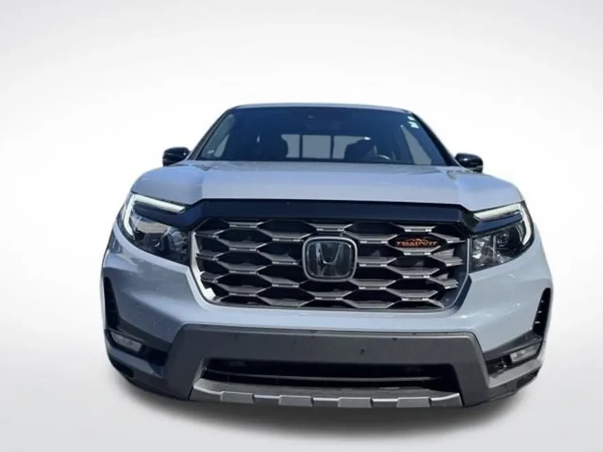 2024 Honda Ridgeline TrailSport photo 1