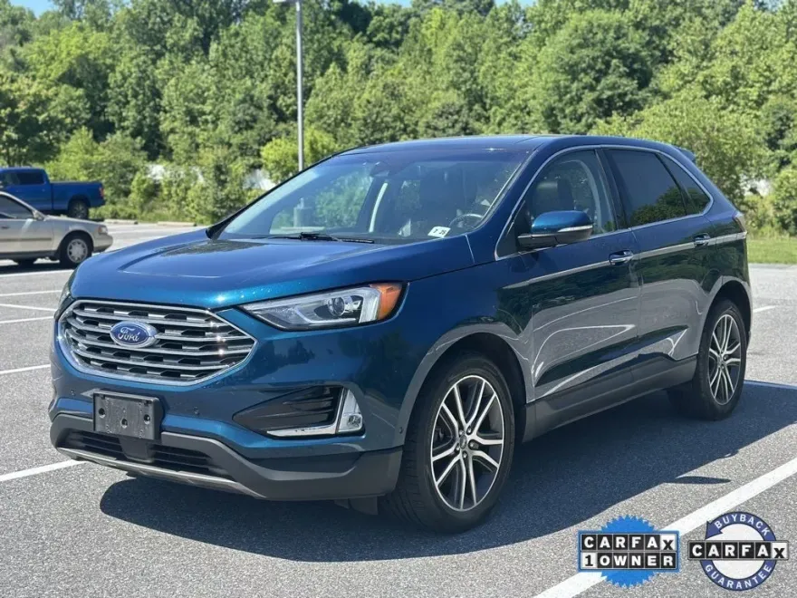 2020 Ford Edge Titanium photo 1